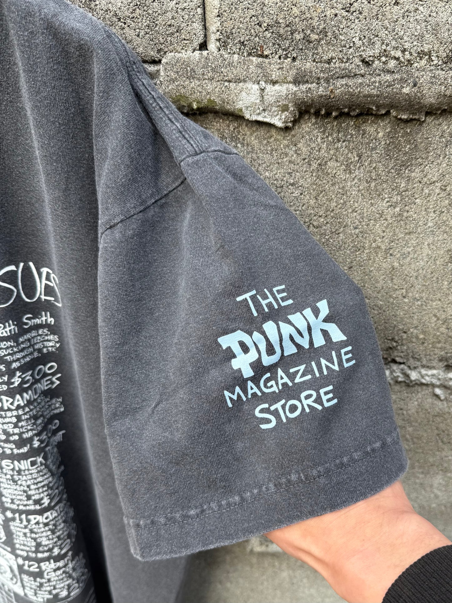 JOHN HOLMSTROM Tシャツ