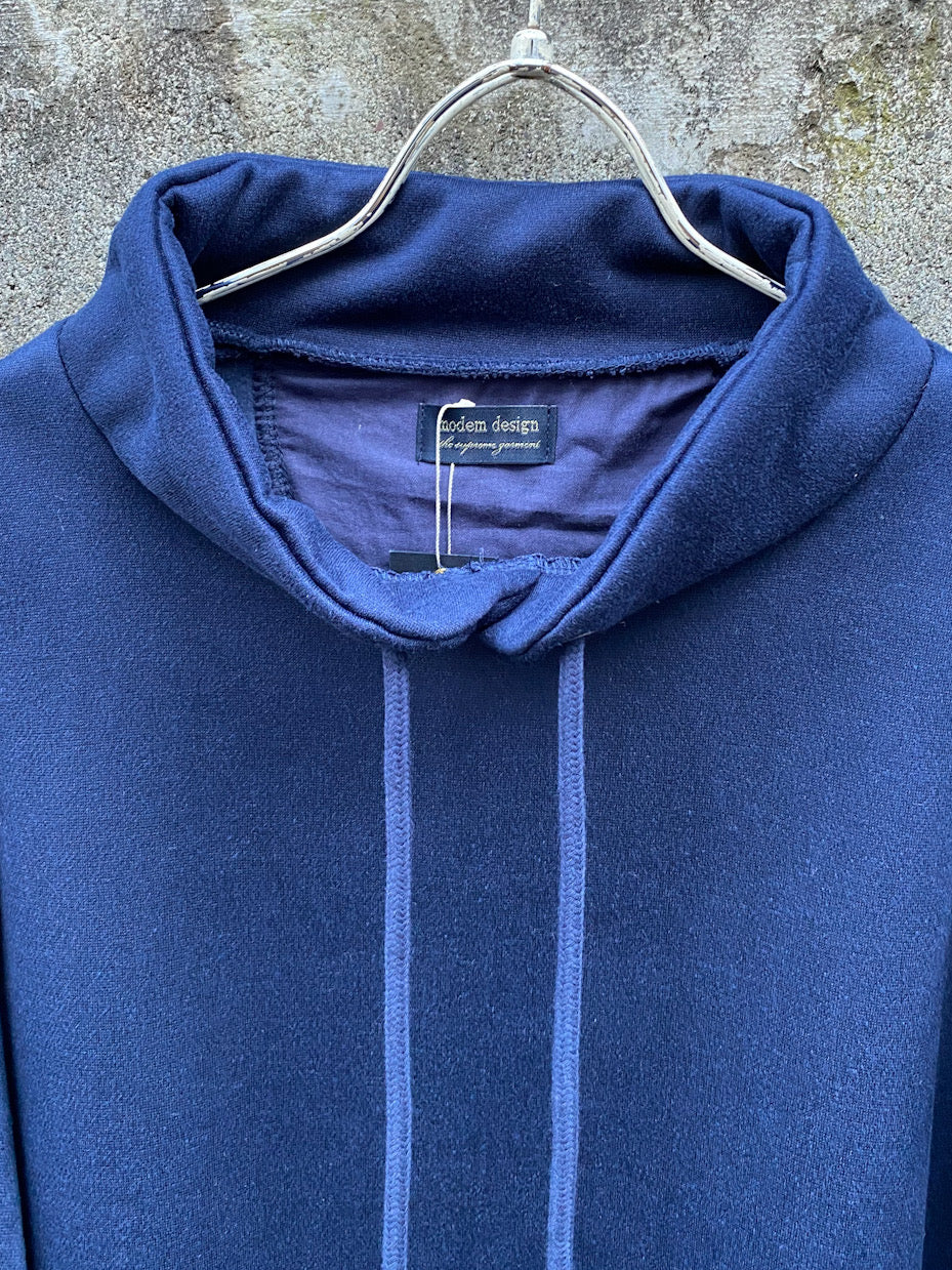 BRUSHED DESIGN MOCK NECK