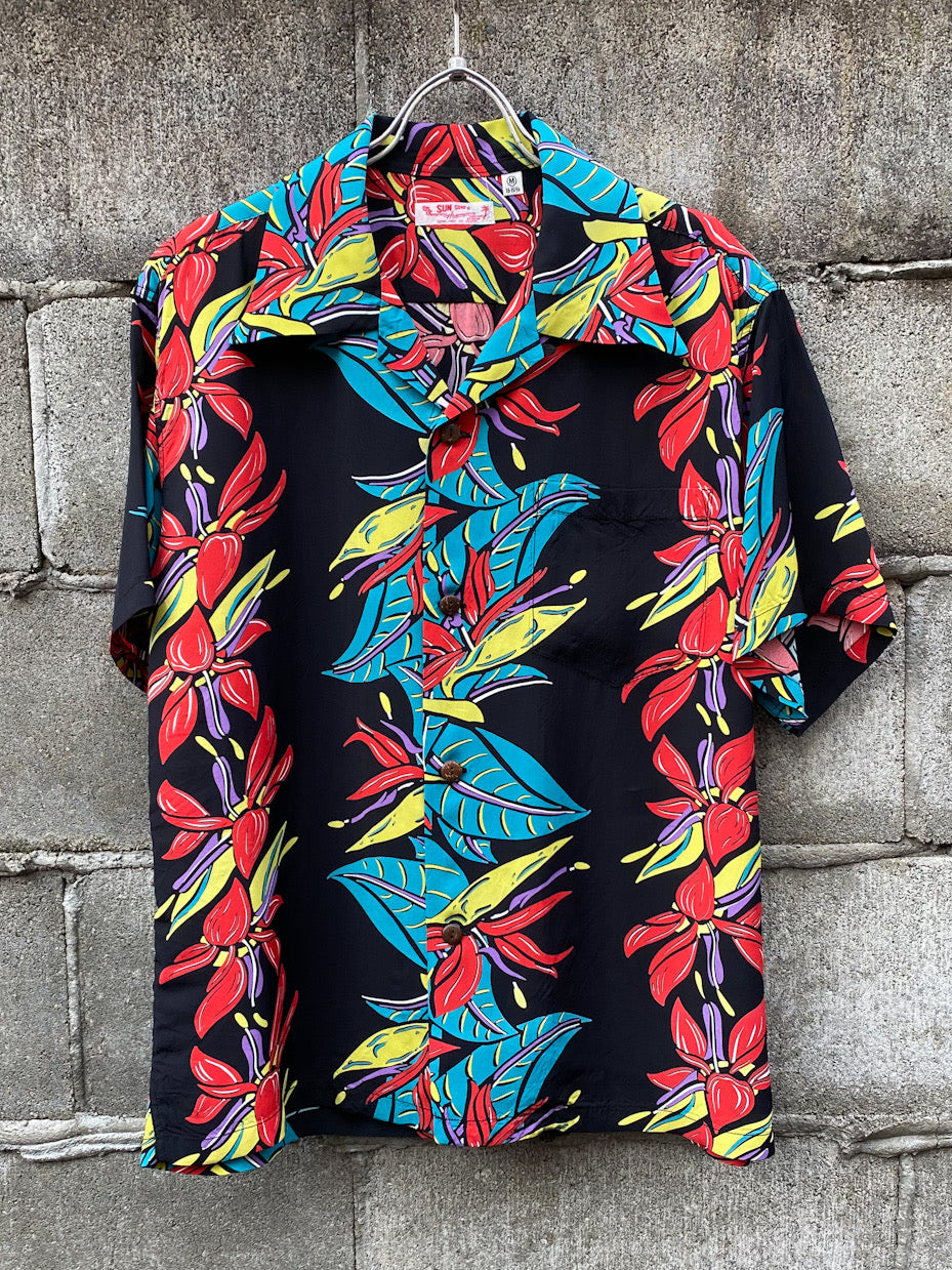 RAYON HAWAIIAN SHIRT
"BIRD OF PARADISE"