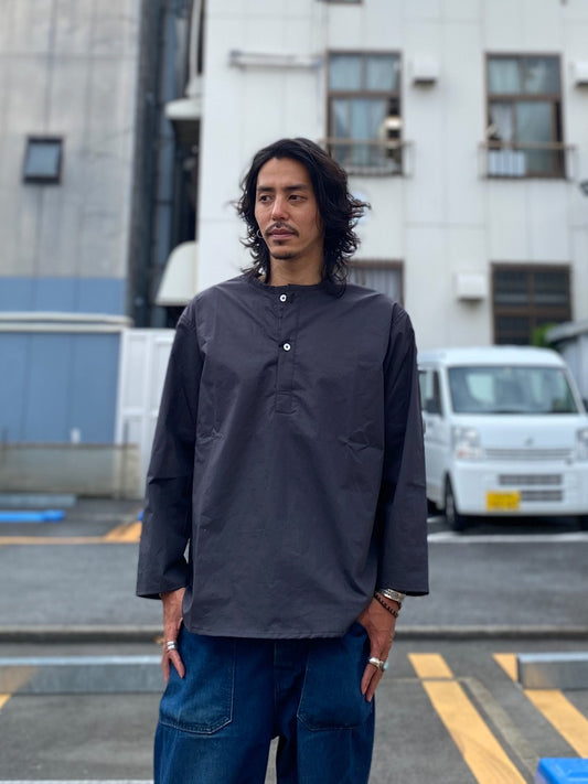 コットンツイルダンプ エアタンブラー クルーネック スリーピングシャツ