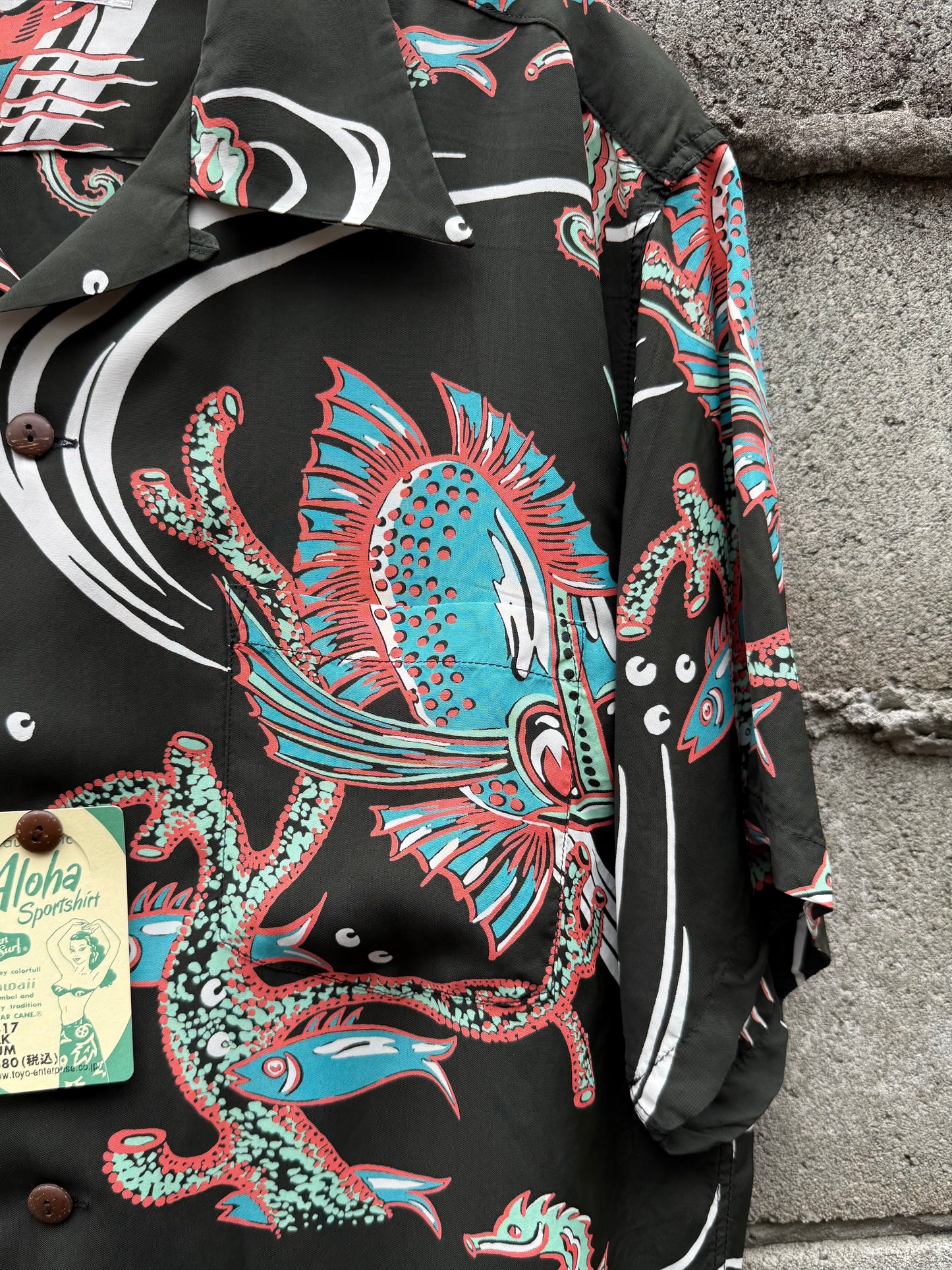 RAYON HAWAIIAN SHIRT “BUG EYED FISH”