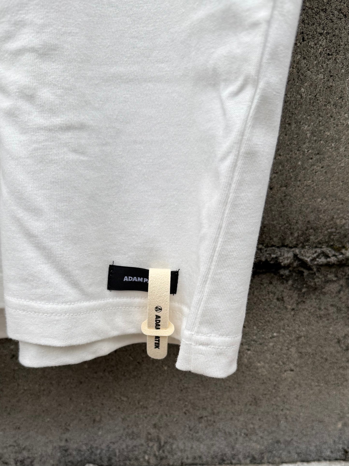 distortion long sleeve T