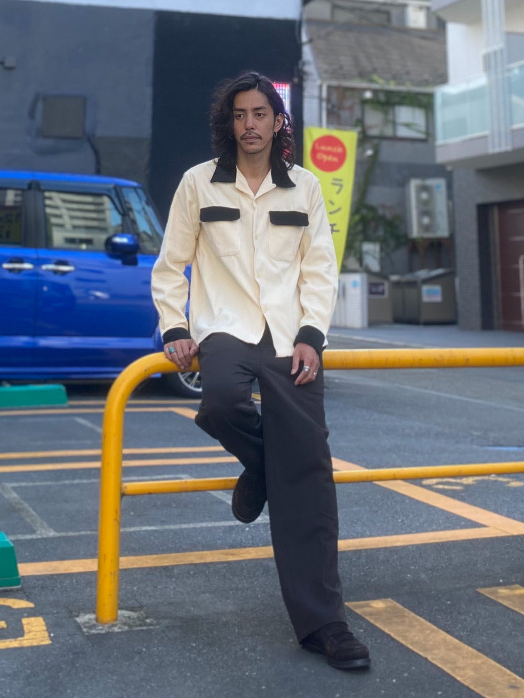 "Two-Tone" CORDUROY SPORT SHIRT