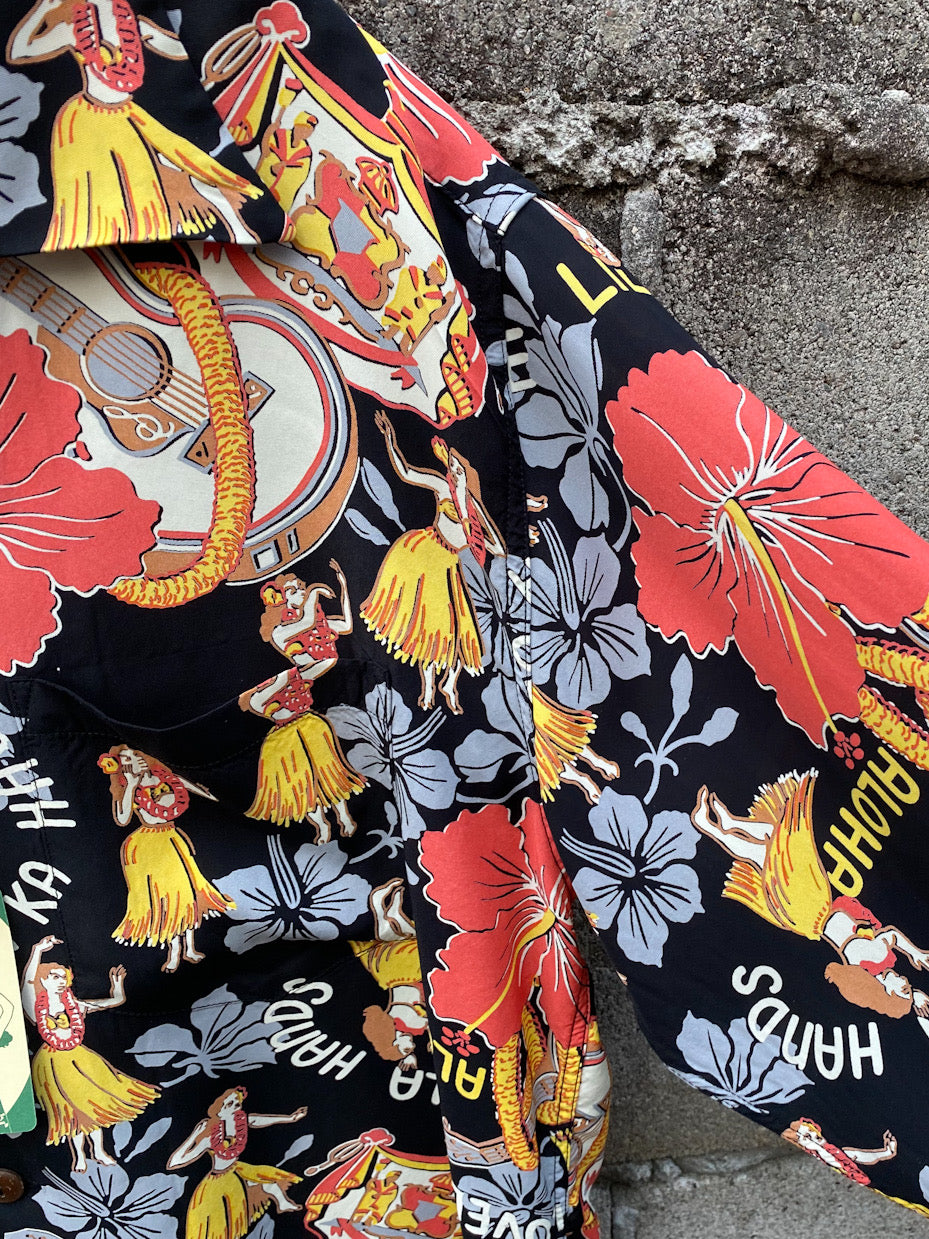 RAYON HAWAIIAN SHIRT "LOVELY HULA HANDS"
