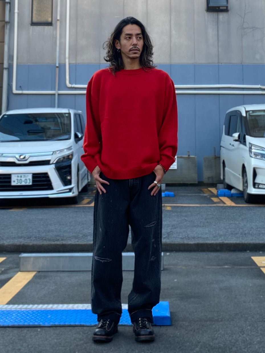 クルーネックニット