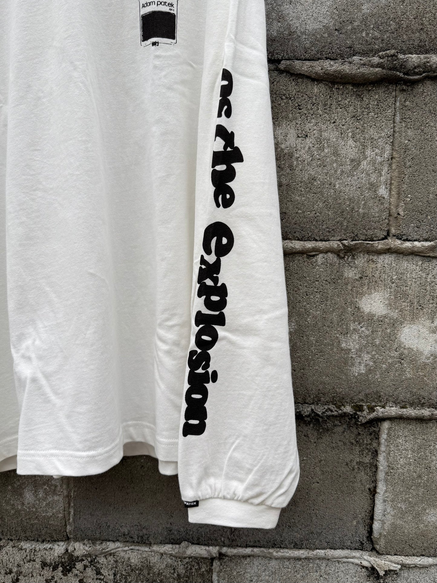 distortion long sleeve T