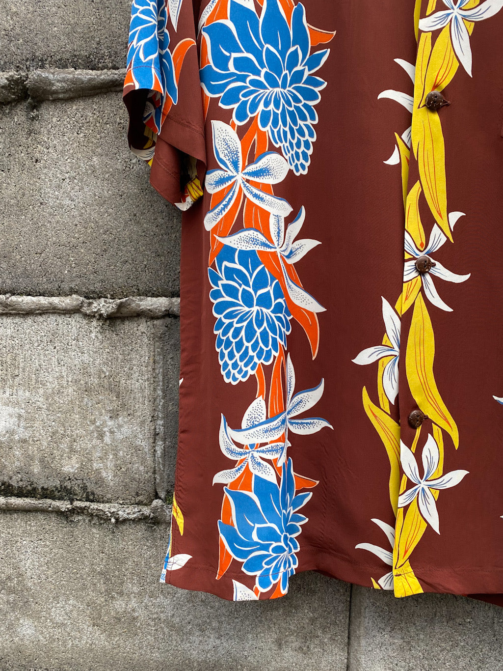 BLOOMS OF TORCH FLOWER” S/S RAYON HAWAIIAN SHIRT