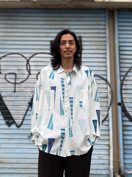 アトミックオーバーサイズシャツ