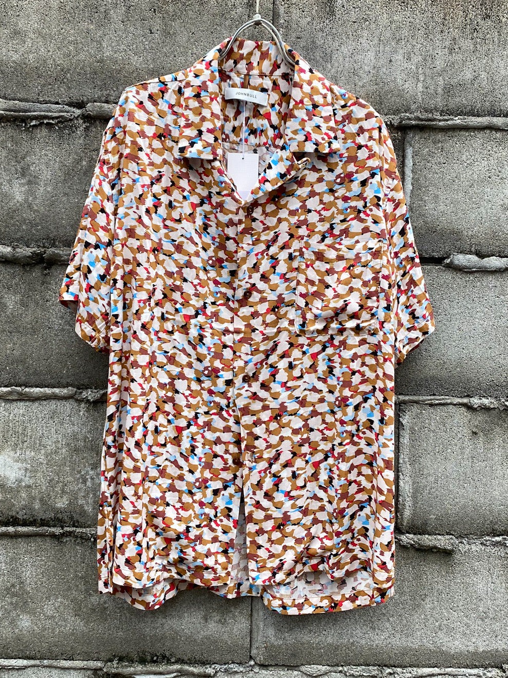 レーヨンショートスリーブシャツ
