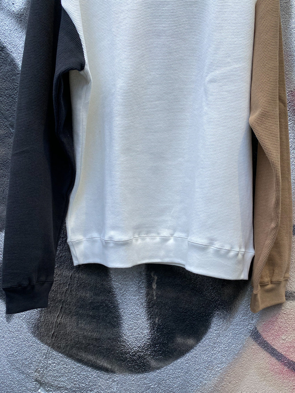 切り替えワッフルロングスリーブT White