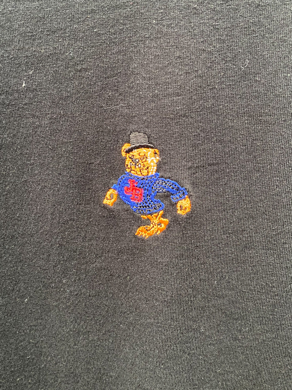 ワンポイント刺繍ロングスリーブT