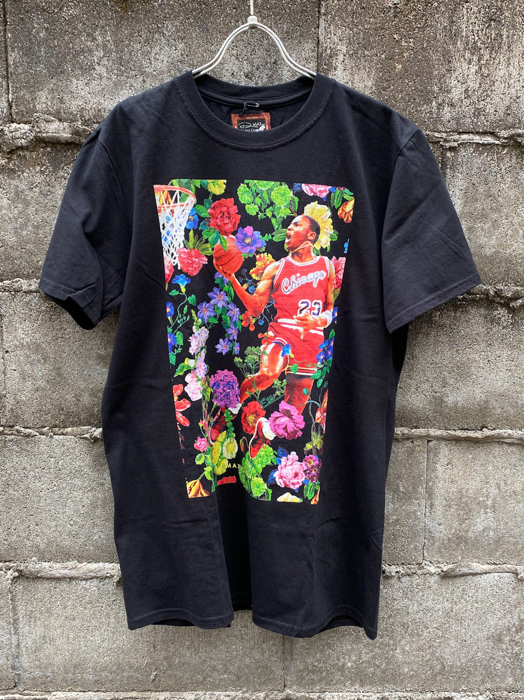 ジョーダンフラワーグラフィックTシャツ