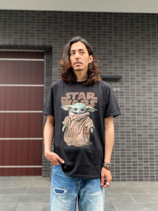 The Child Grougu Tee