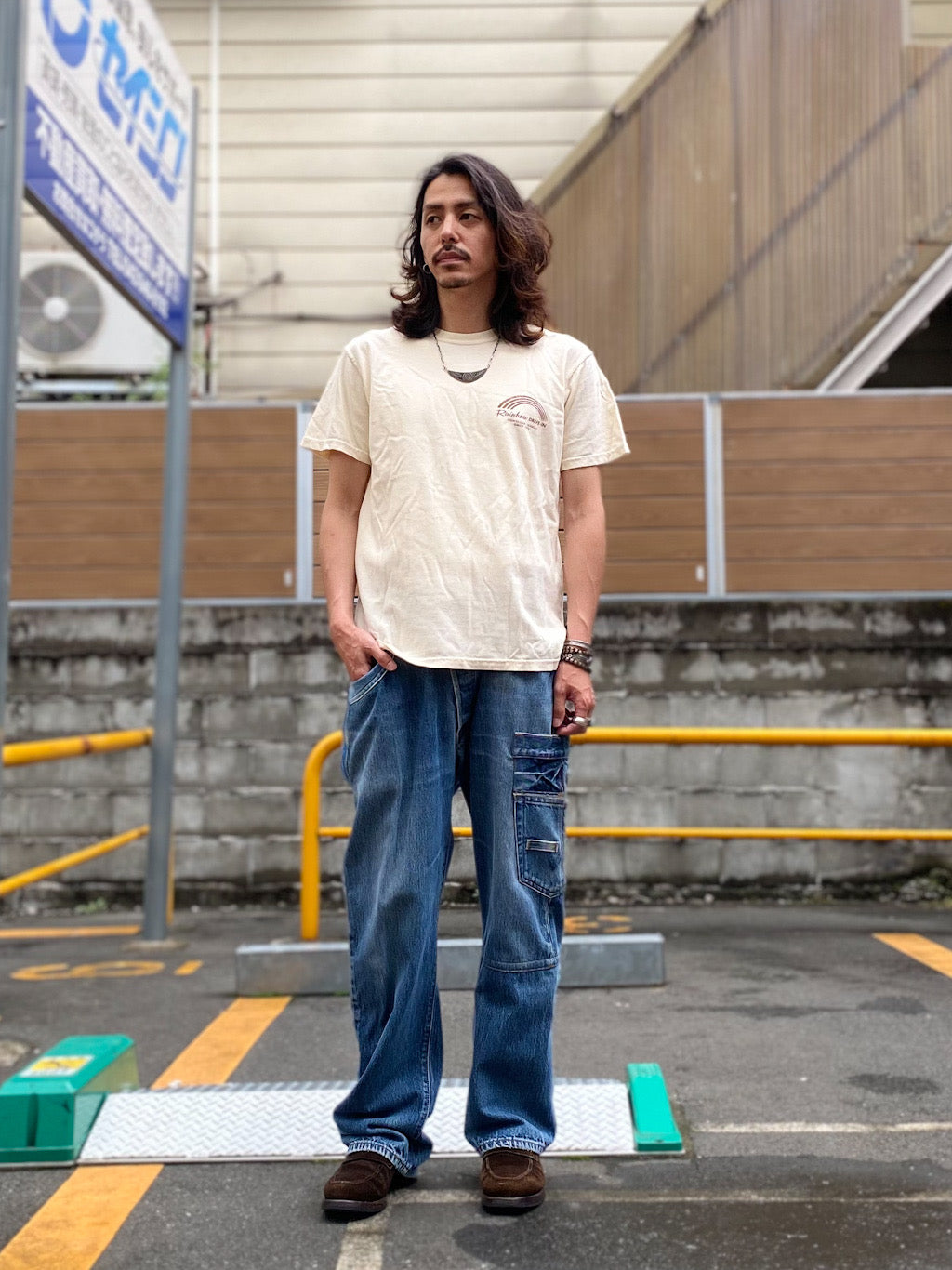 Rainbow drive-in Tee