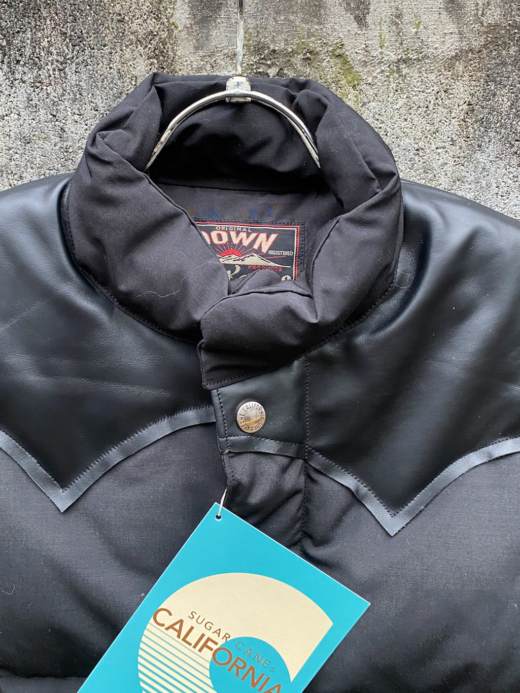 LEATHER YOKE T/C DOWN VEST