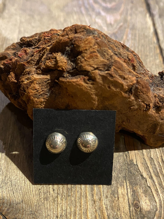 NAVAJO コンチョピアス