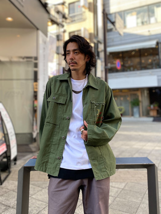 ミリタリーエンブロイダリーシャツ