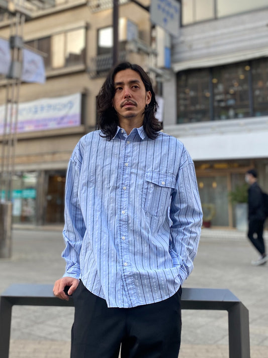 ストライプシャツ