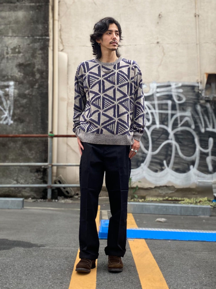 Jacquard knit crewる