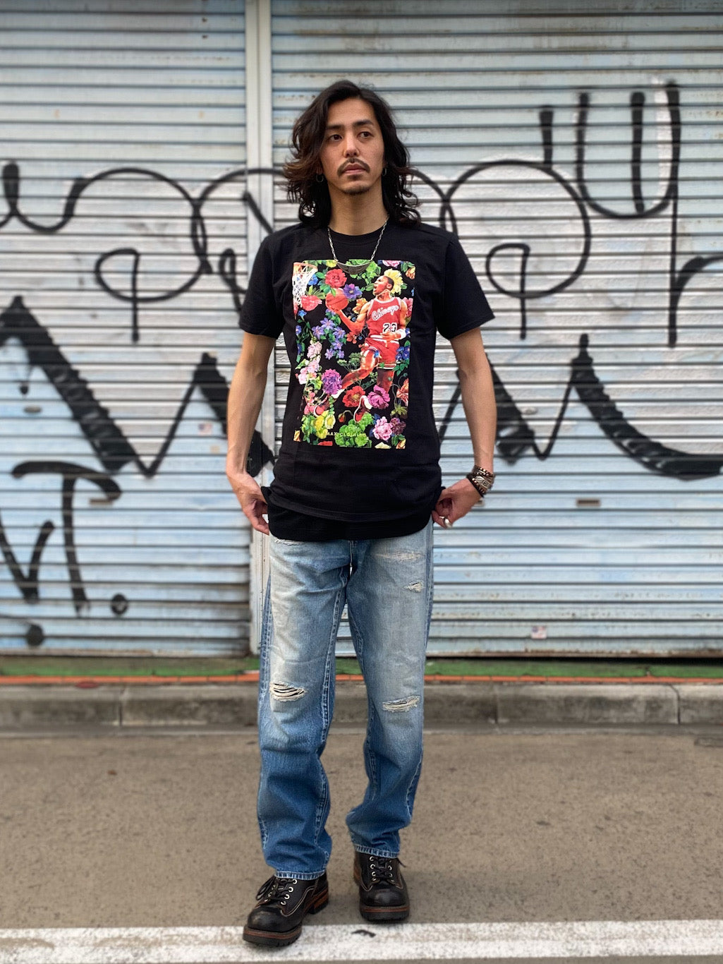 ジョーダンフラワーグラフィックTシャツ