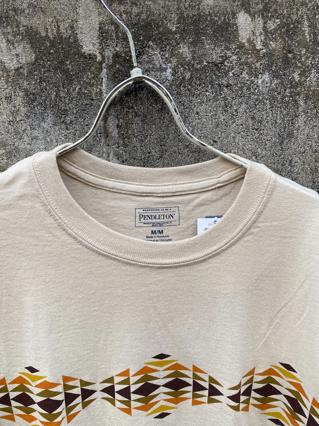 ネイティブ柄Tシャツ