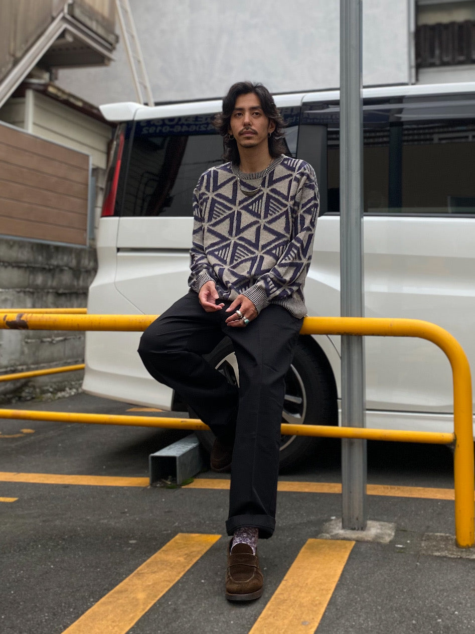 Jacquard knit crewる