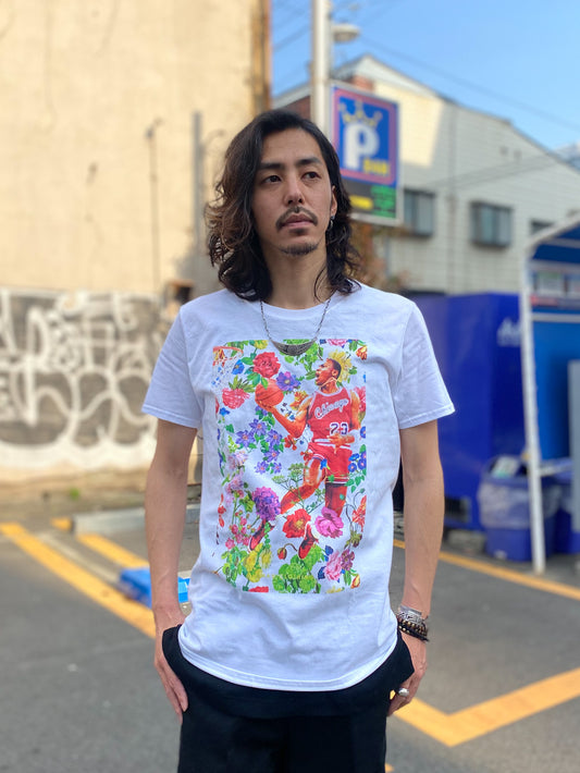 ジョーダンフラワーグラフィックTシャツ